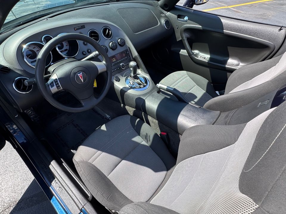 2008 Pontiac Solstice Convertible