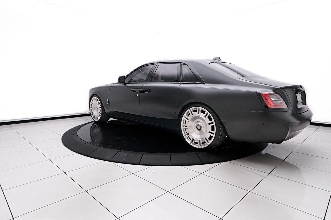 2024 Rolls-Royce Ghost