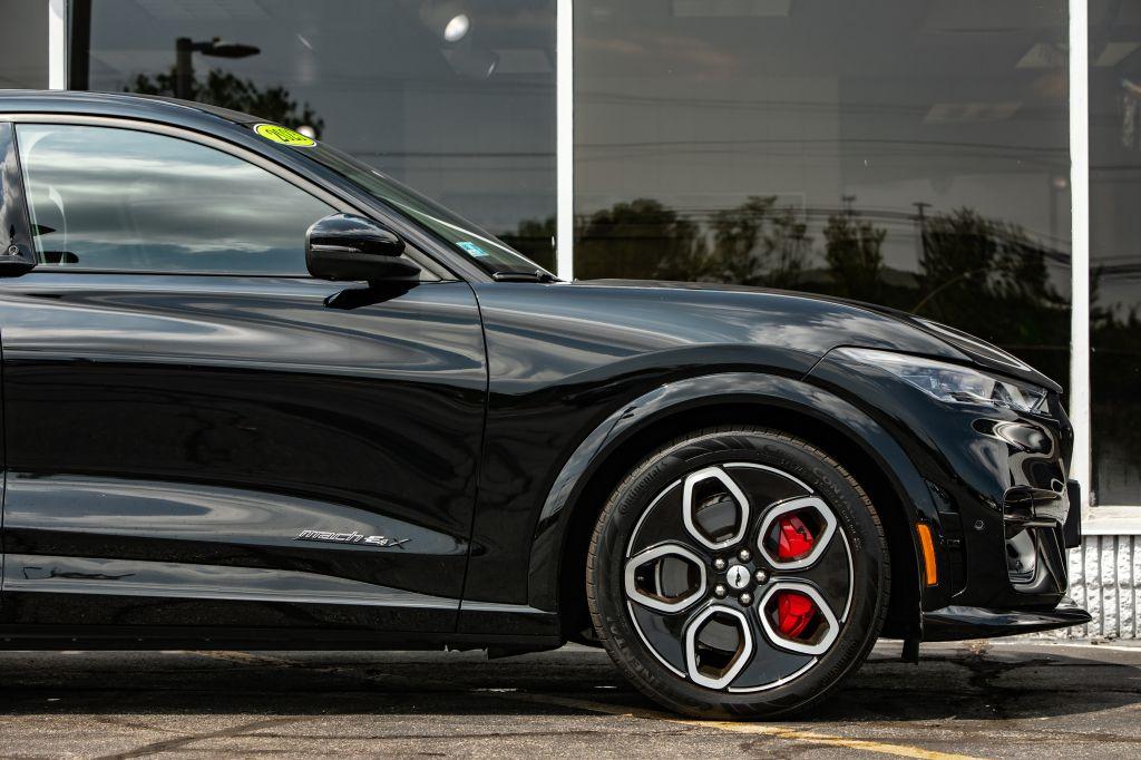 2023 FORD MUSTANG MACH-E