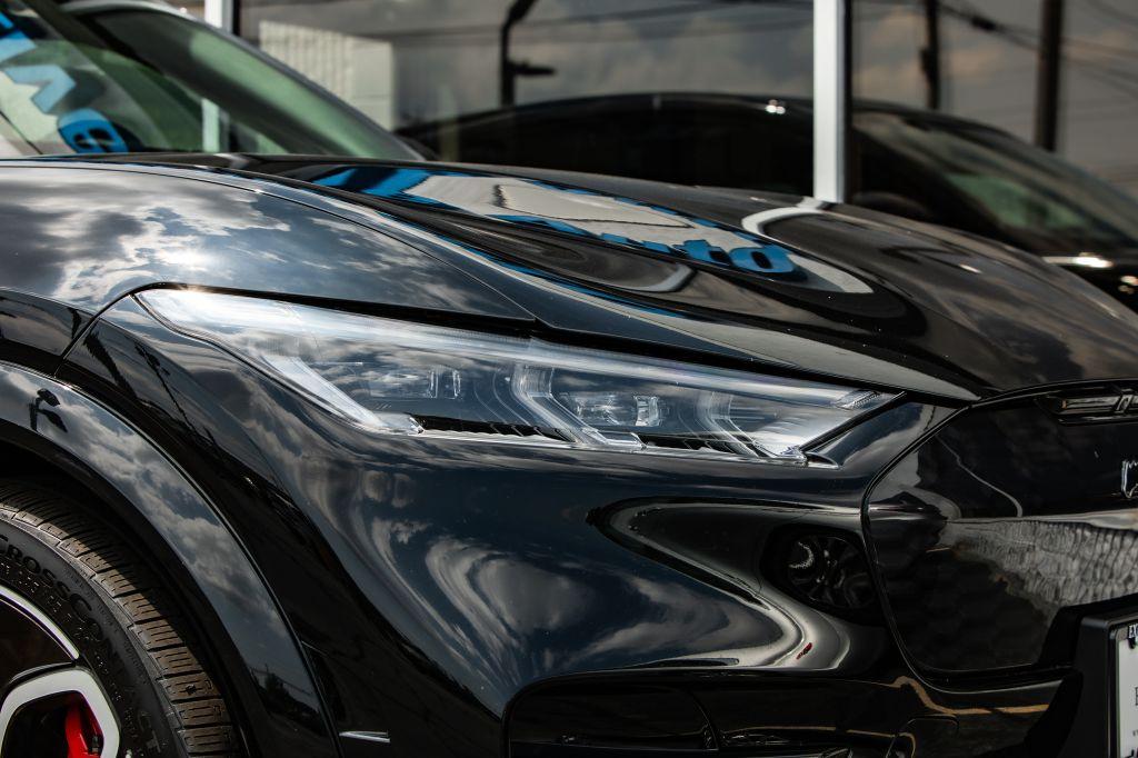 2023 FORD MUSTANG MACH-E