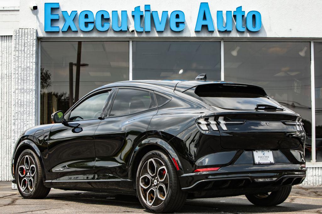 2023 FORD MUSTANG MACH-E