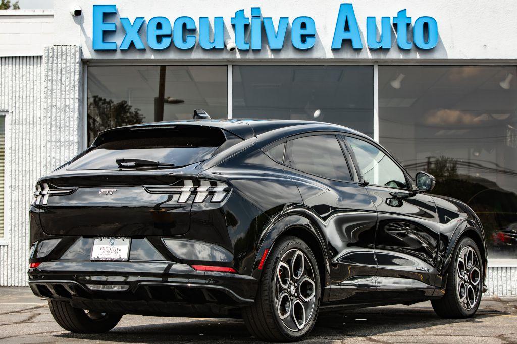2023 FORD MUSTANG MACH-E