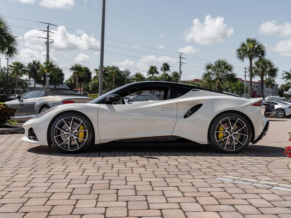 2024 Lotus Emira