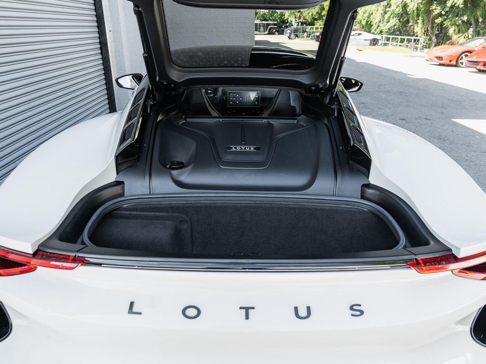 2024 Lotus Emira