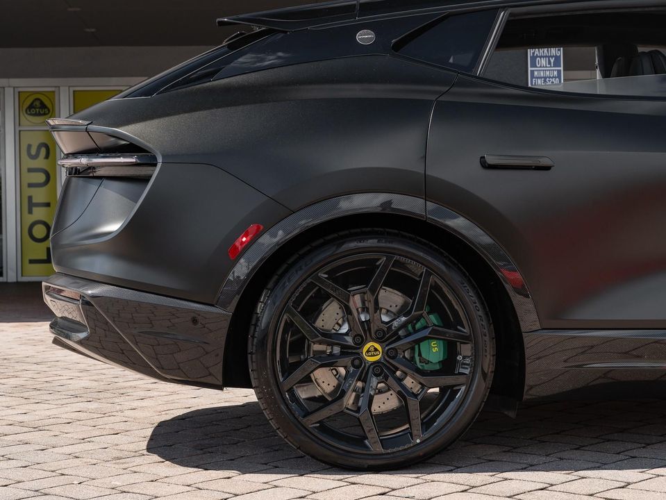 2025 Lotus Eletre