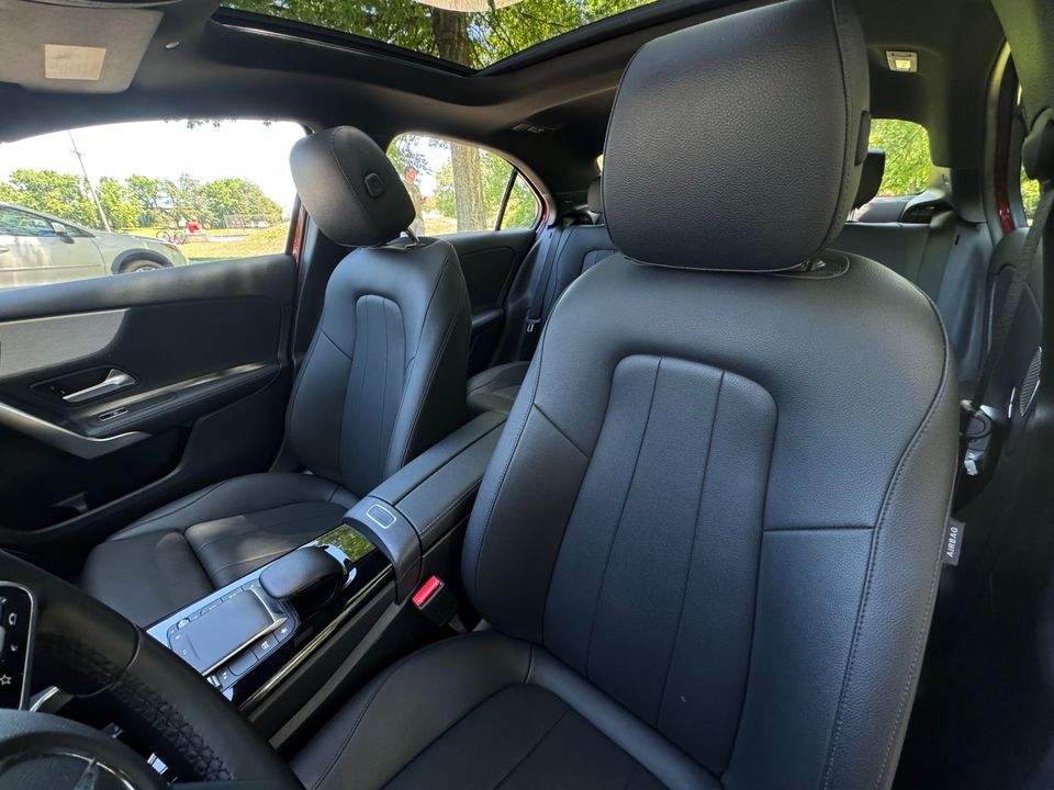 2021 Mercedes-Benz A 220