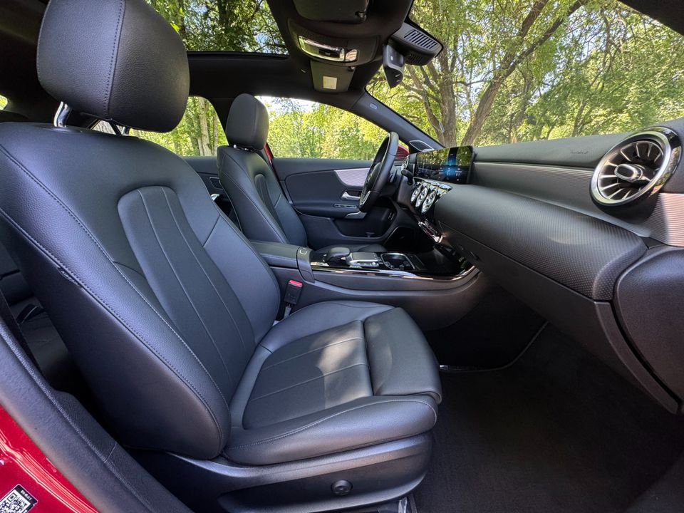 2021 Mercedes-Benz A 220
