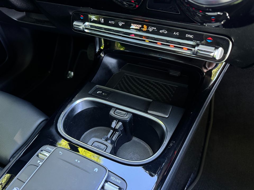 2021 Mercedes-Benz A 220