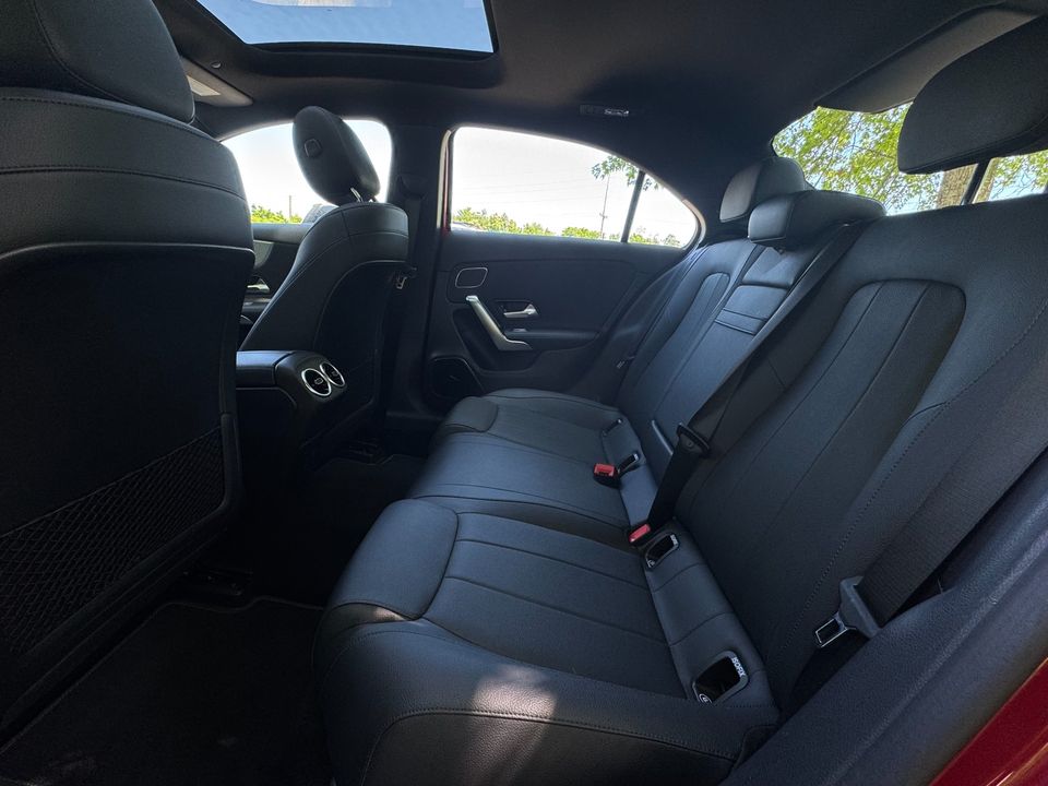 2021 Mercedes-Benz A 220
