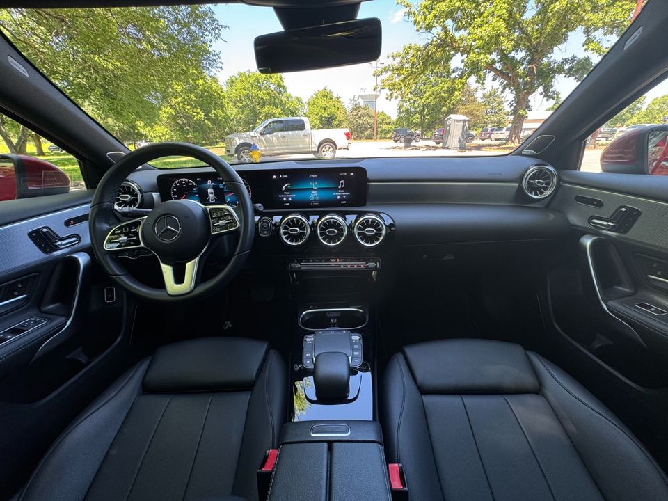 2021 Mercedes-Benz A 220
