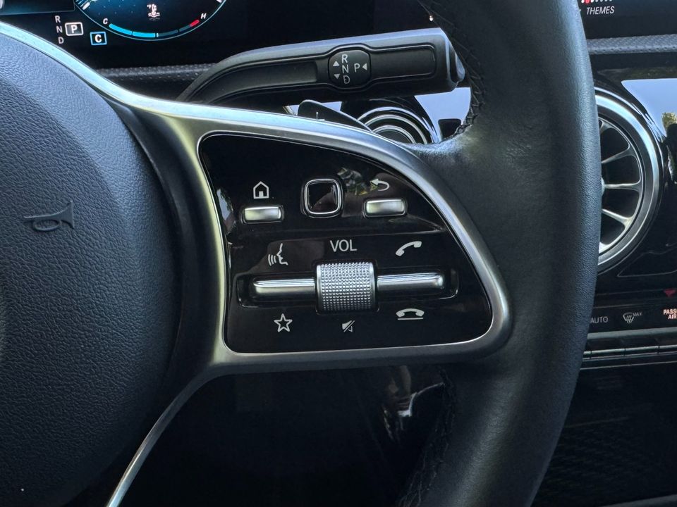 2021 Mercedes-Benz A 220
