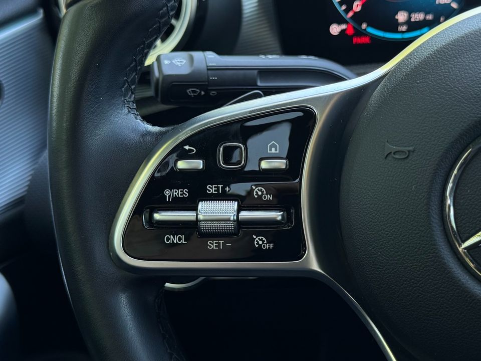 2021 Mercedes-Benz A 220