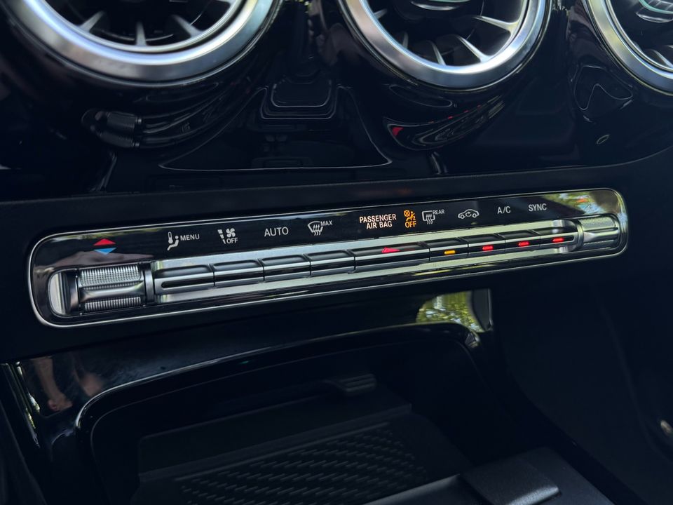 2021 Mercedes-Benz A 220