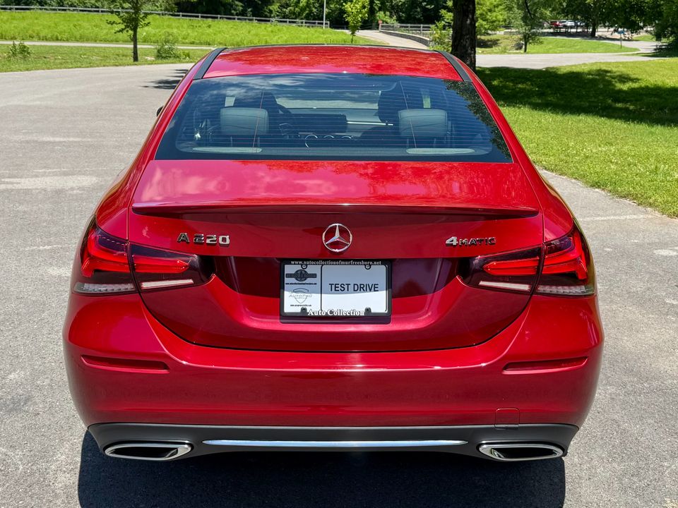 2021 Mercedes-Benz A 220