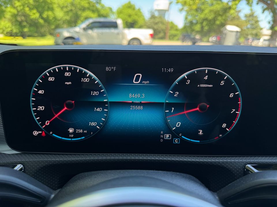 2021 Mercedes-Benz A 220