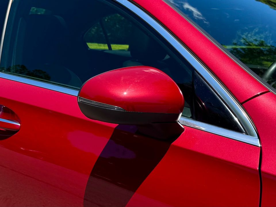 2021 Mercedes-Benz A 220