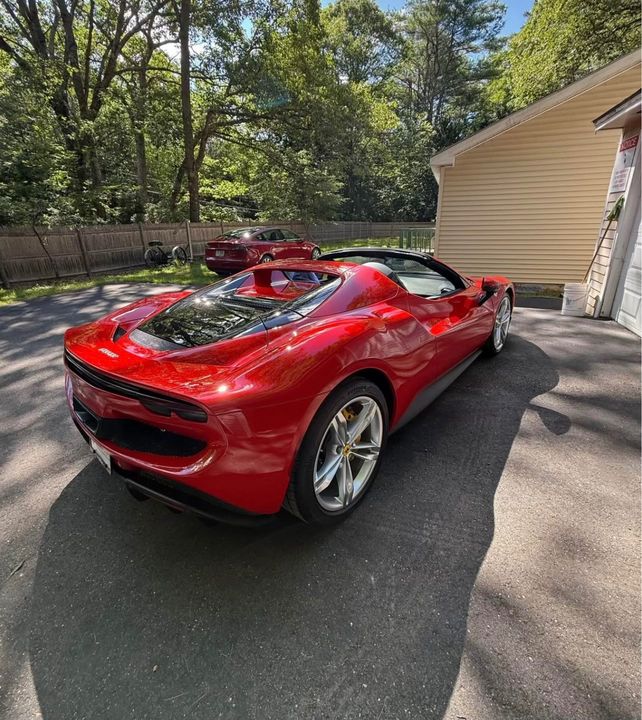 2025 Ferrari 296 GTS