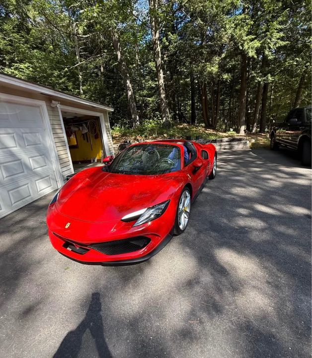 2025 Ferrari 296 GTS