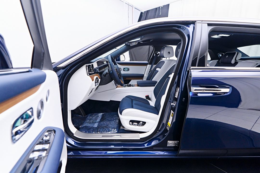 2023 Rolls-Royce Ghost