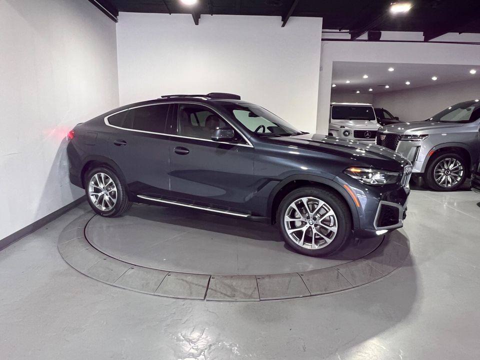 2021 BMW X6 40i xDrive AWD