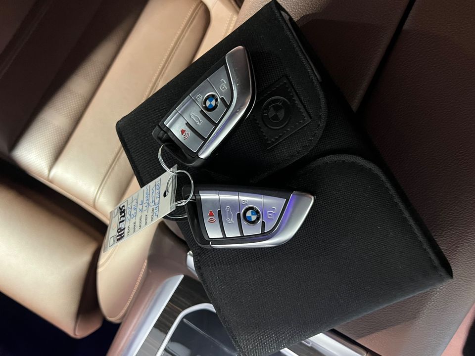2021 BMW X6 40i xDrive AWD