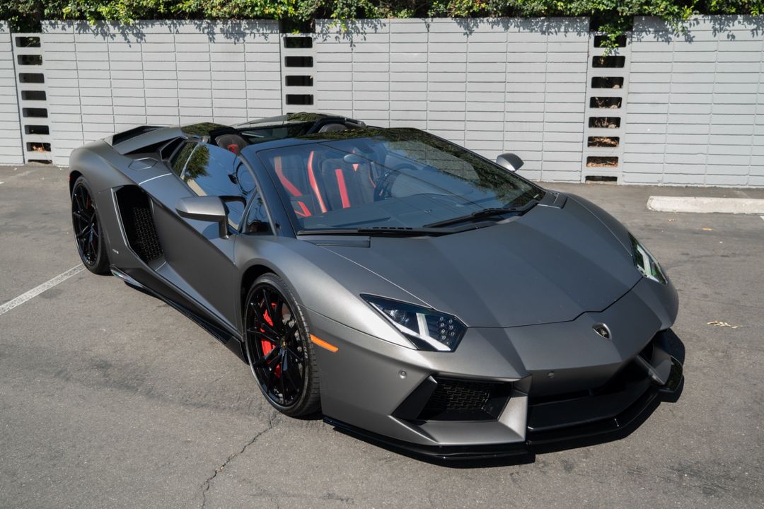 2015 Lamborghini Aventador