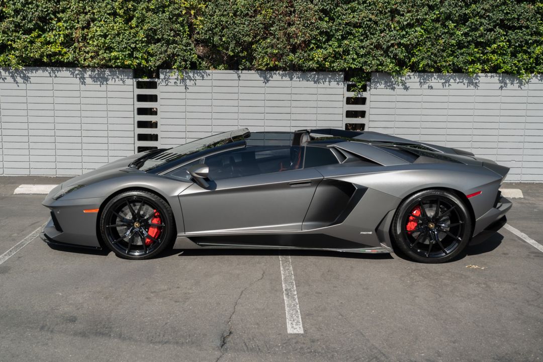 2015 Lamborghini Aventador