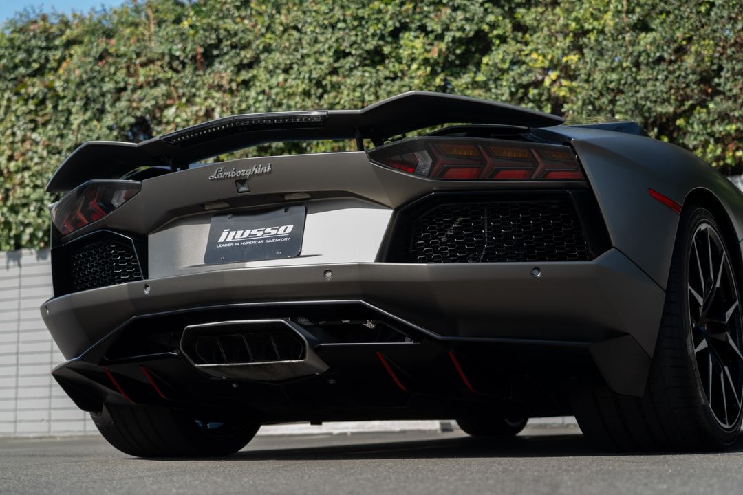 2015 Lamborghini Aventador