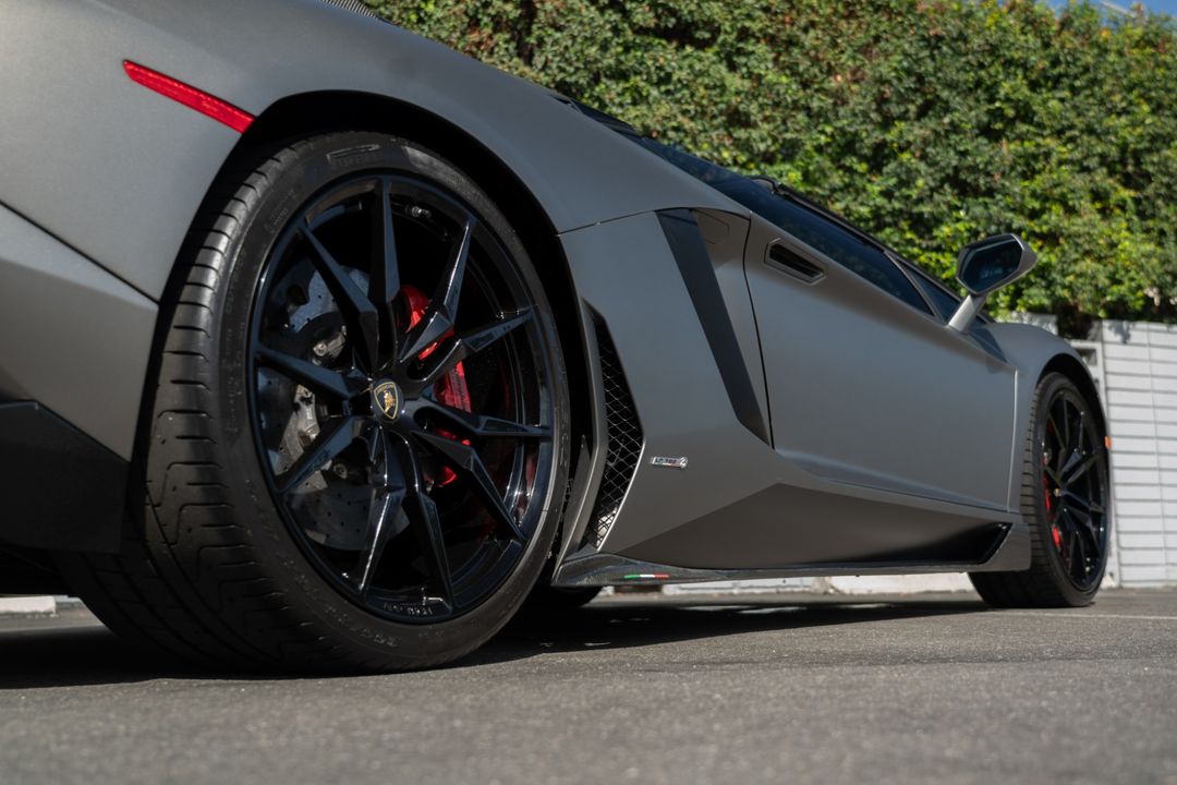 2015 Lamborghini Aventador