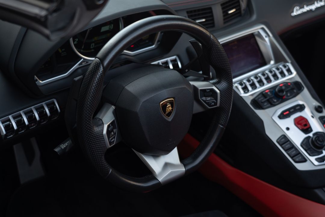 2015 Lamborghini Aventador