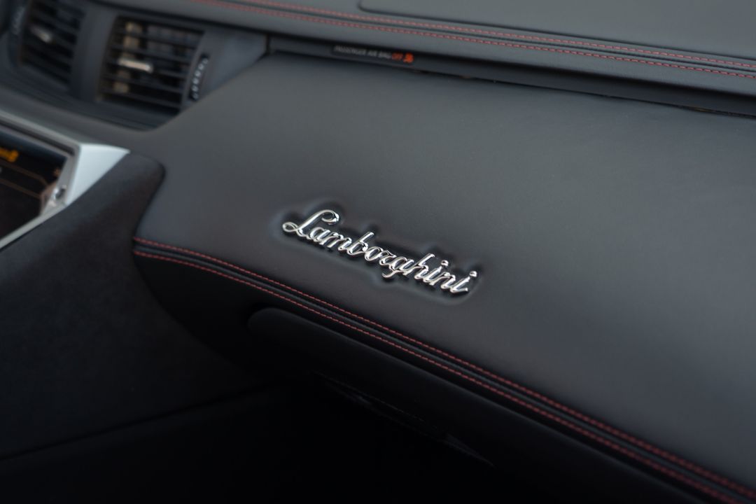2015 Lamborghini Aventador