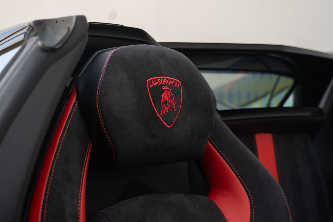 2015 Lamborghini Aventador