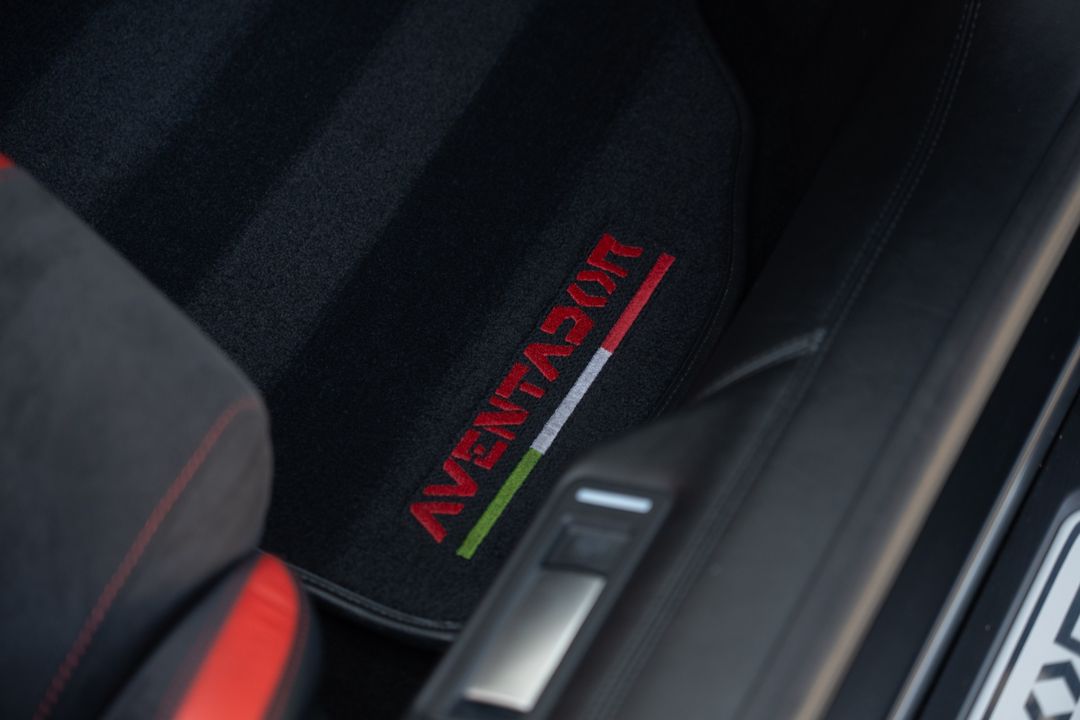 2015 Lamborghini Aventador