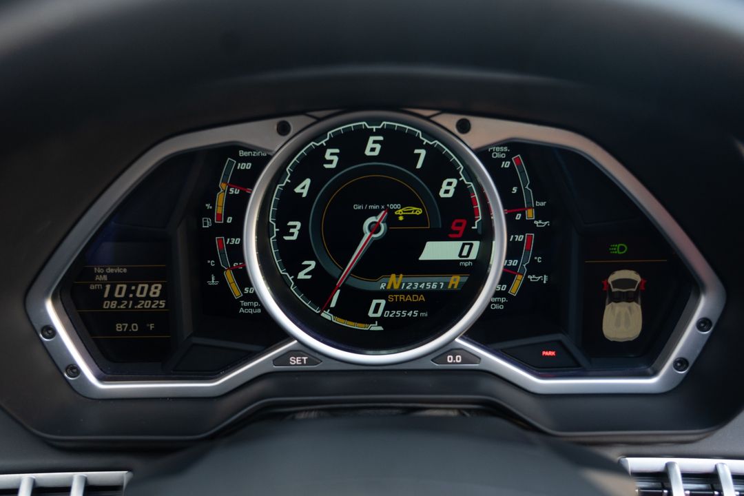2015 Lamborghini Aventador