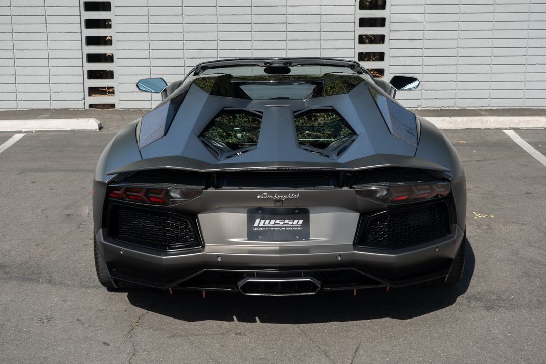2015 Lamborghini Aventador
