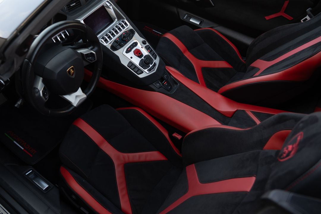 2015 Lamborghini Aventador