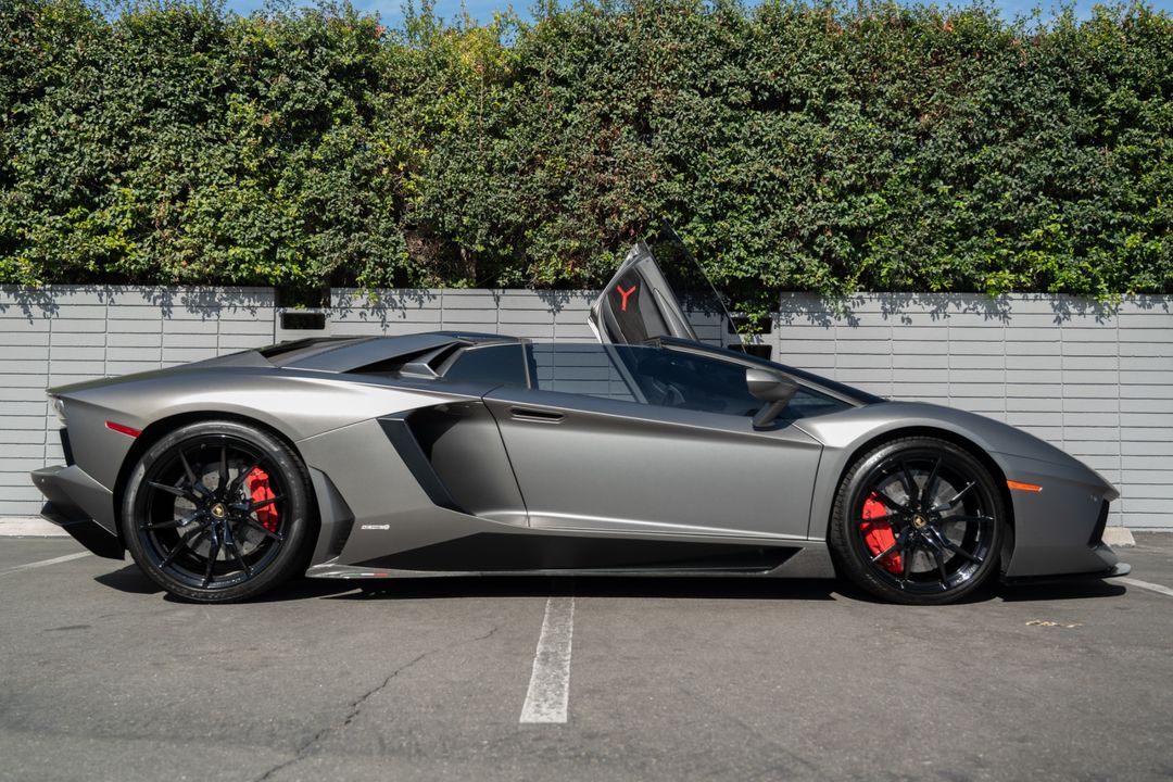 2015 Lamborghini Aventador