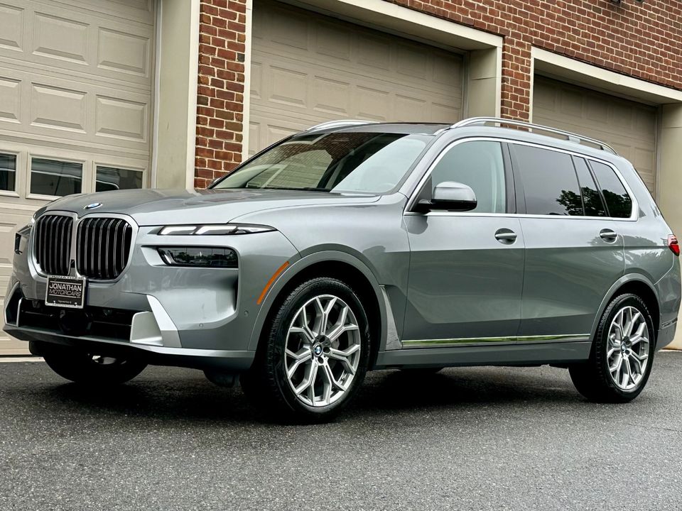 2025 BMW X7