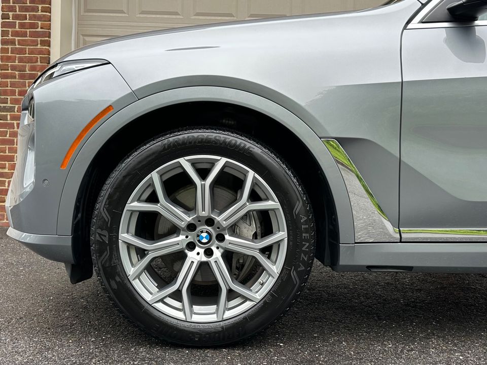 2025 BMW X7