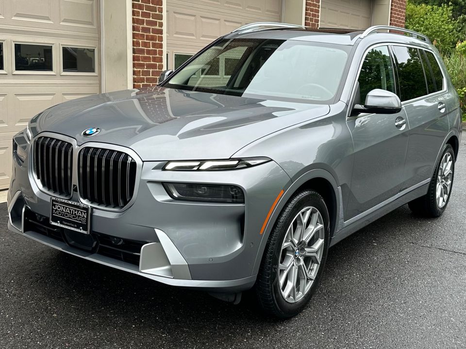 2025 BMW X7