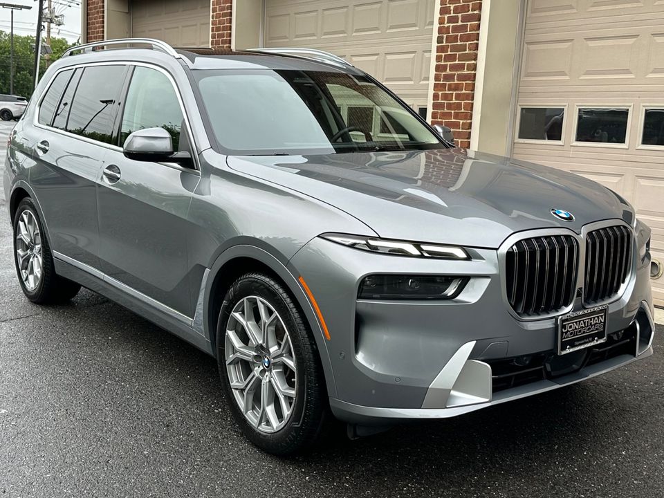 2025 BMW X7