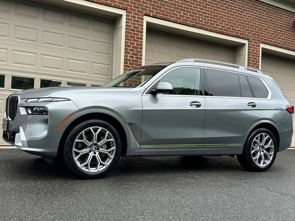 2025 BMW X7