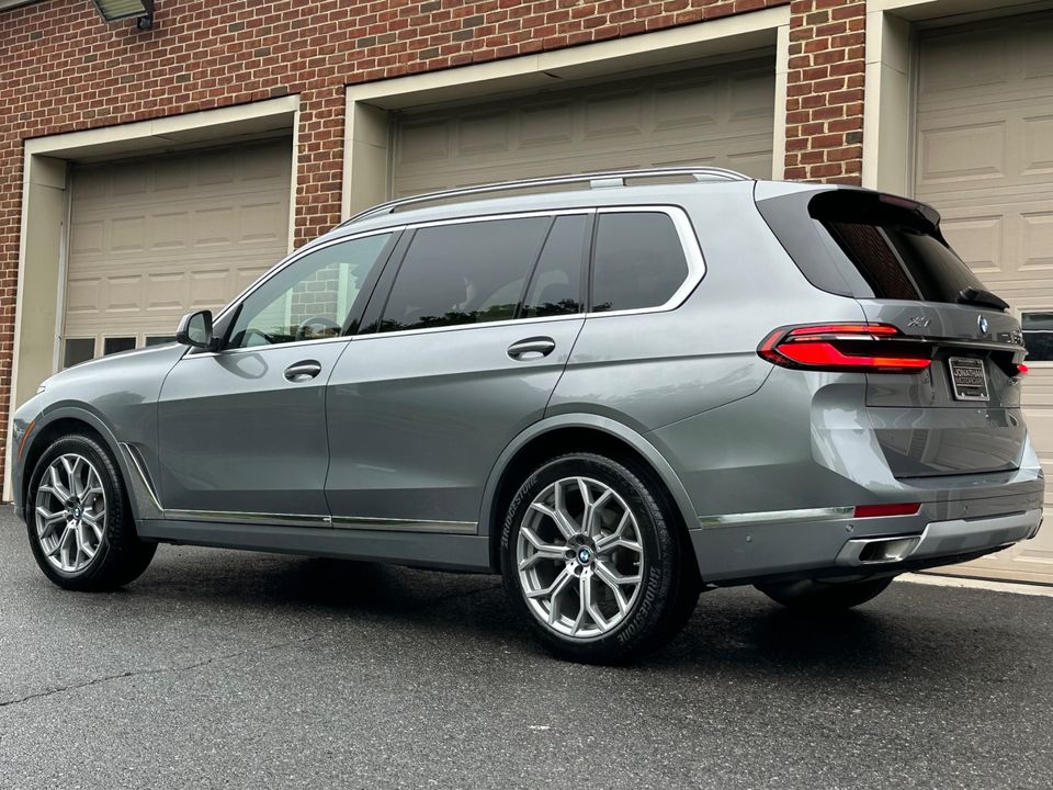 2025 BMW X7