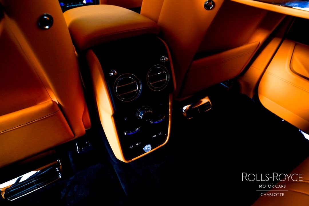 2025 Rolls-Royce Black Badge Cullinan