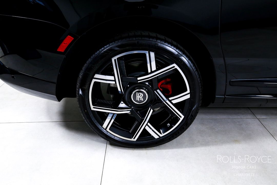 2025 Rolls-Royce Black Badge Cullinan