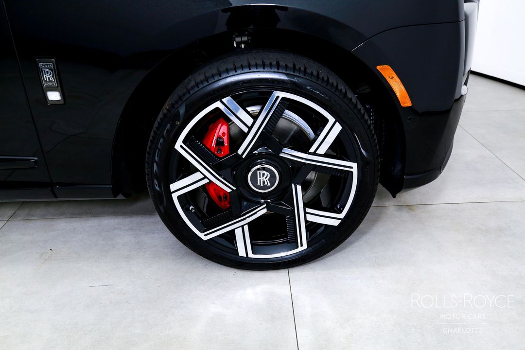 2025 Rolls-Royce Black Badge Cullinan