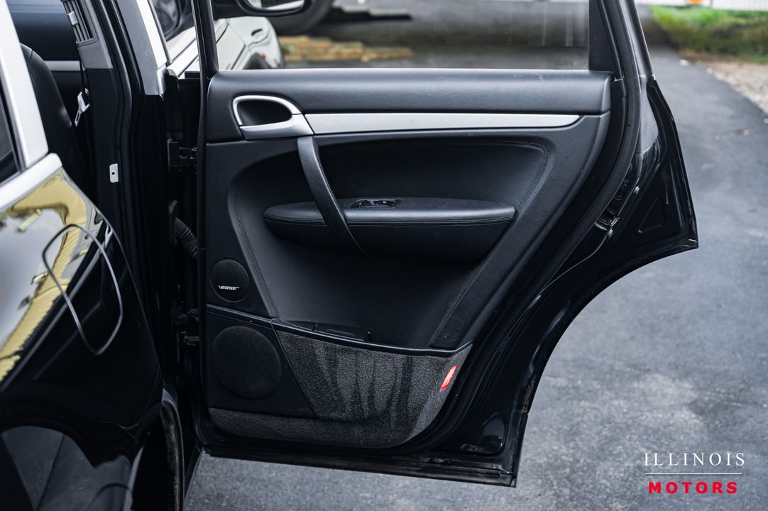 2004 Porsche Cayenne