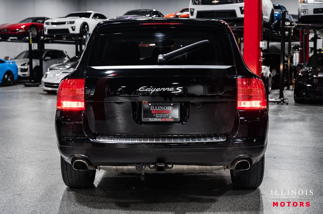 2004 Porsche Cayenne