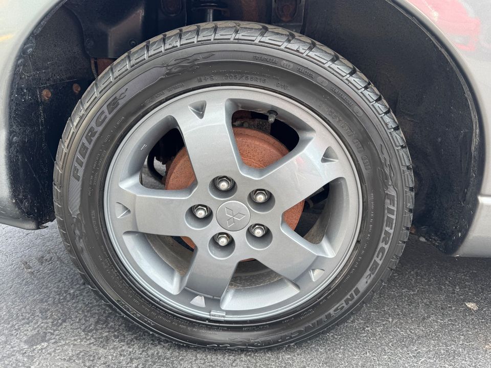 2004 Mitsubishi Eclipse Spyder