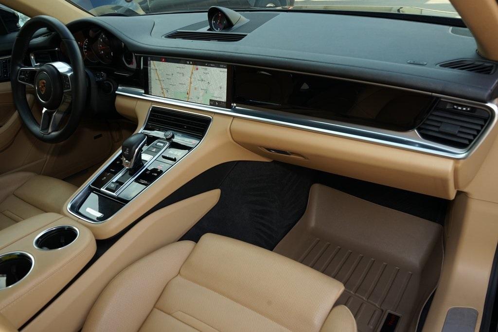 2018 Porsche Panamera